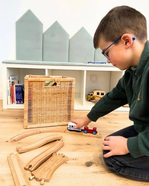 banc enfant avec rangement pour jouets